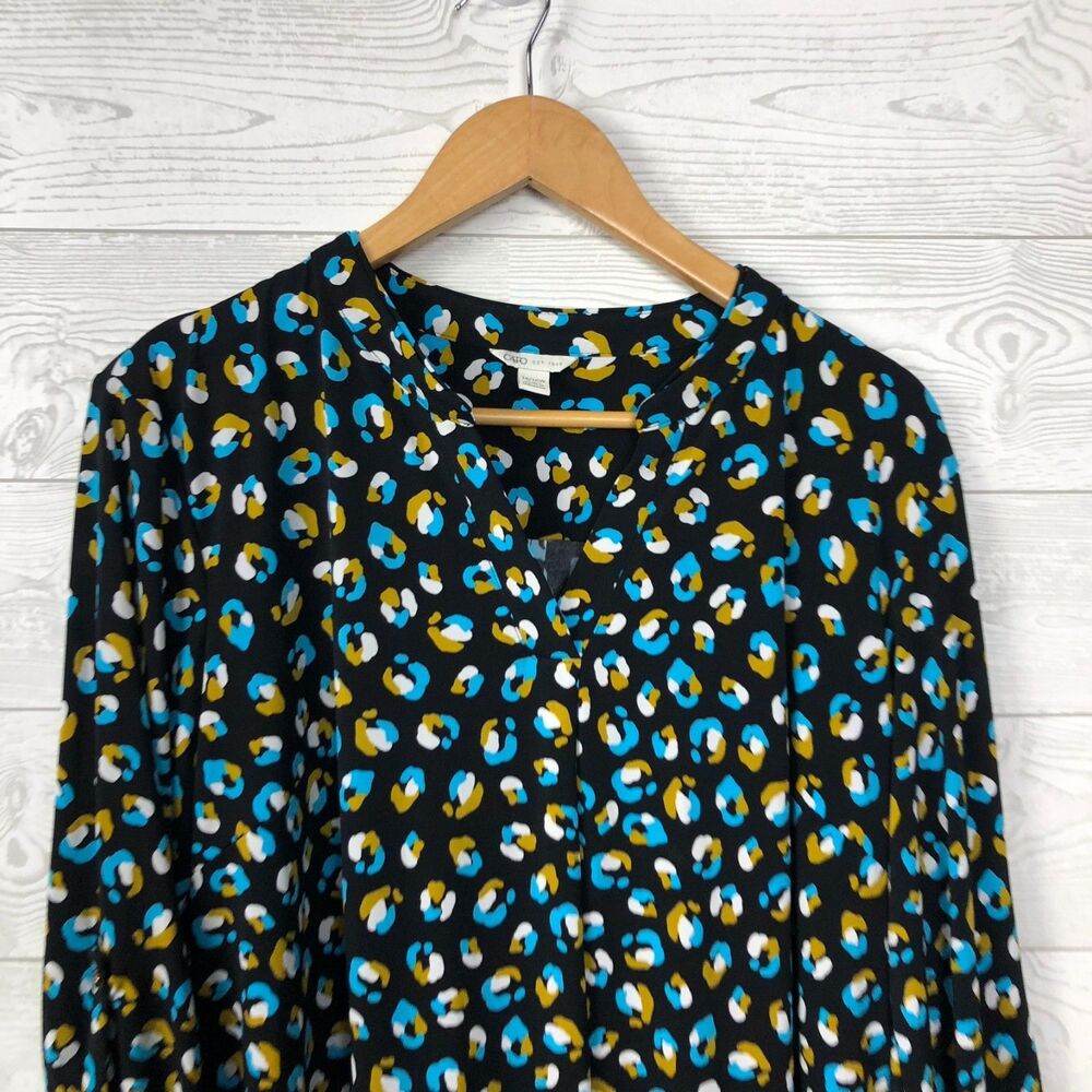 Cato Women's Size 14/16W Printed V Neck Blouse Roll Tab Sleeves Shirt - Picture 2 of 6